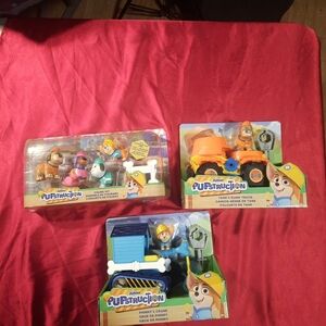 Disney Pupstruction Playset with Colorful Vehicles